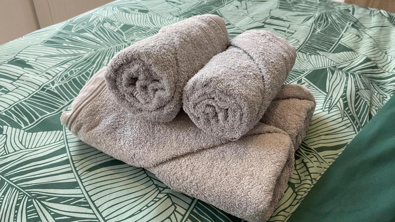 La Tropicale De Croix - Chambre D'Hotes Eksteriør billede